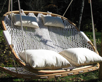 A two person hammock swing